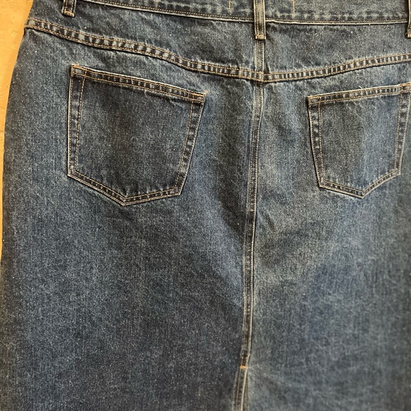 Super cute sparkly denim skirt - Picture 5 of 6